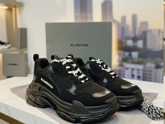 Balenciaga Triple X marimea 40